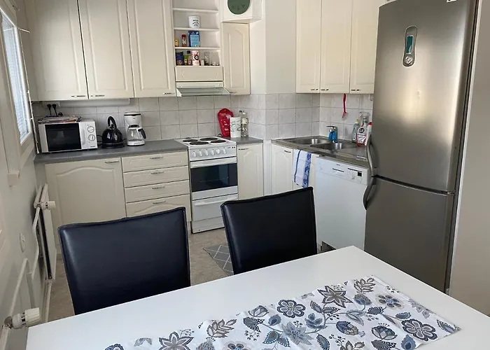 Punakettu קוקולה