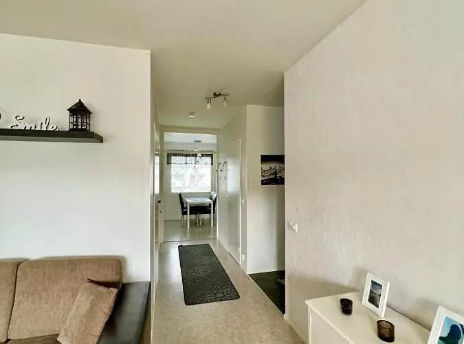 Punakettu קוקולה