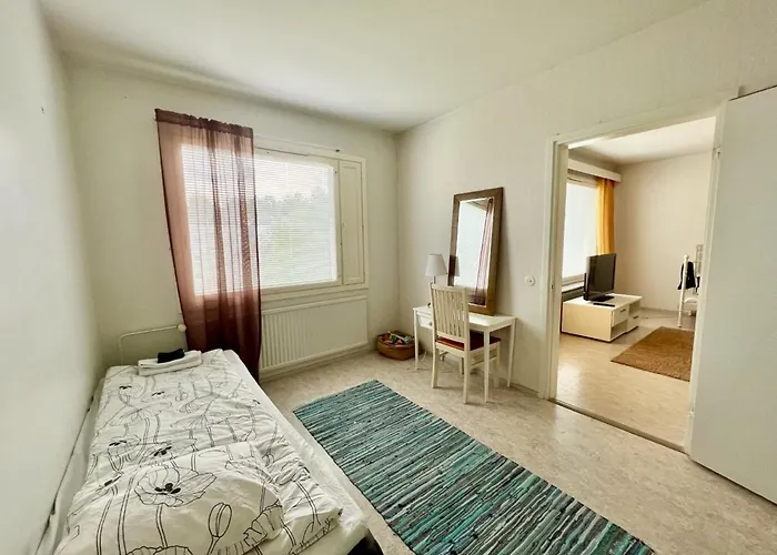 Punakettu קוקולה